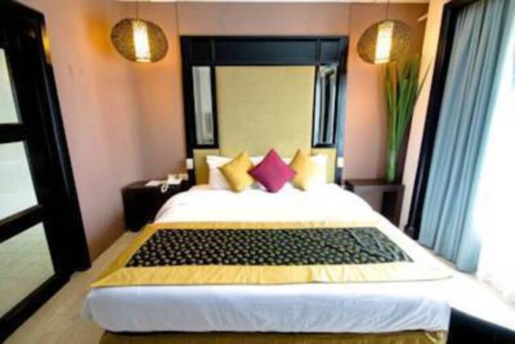 Royal View Resort Rangnam