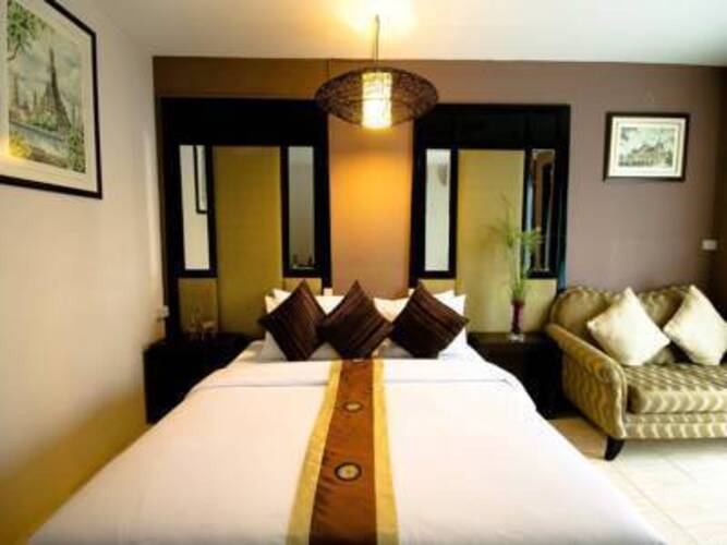 Royal View Resort Rangnam