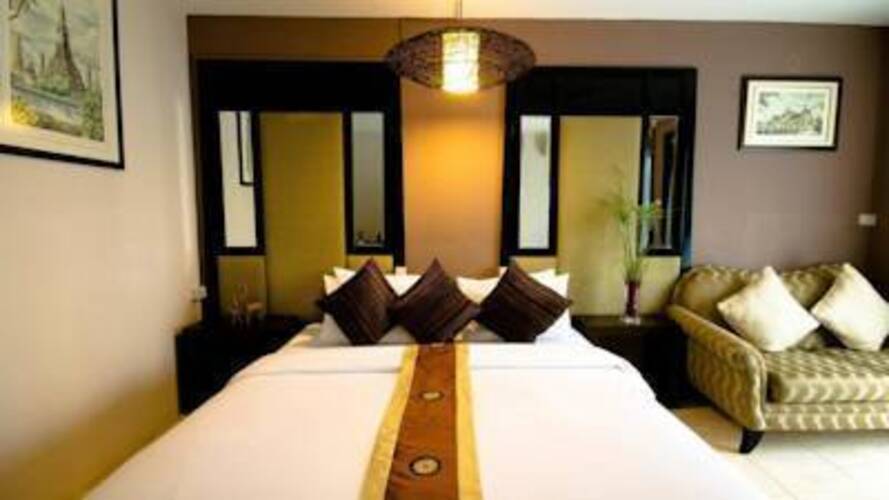Royal View Resort Rangnam
