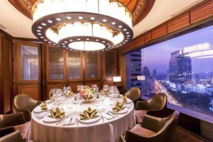 Crowne Plaza Bangkok Lumpini Park