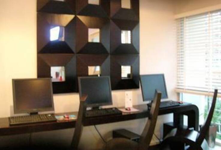 I Residence Sathorn (Ex. Premier Residence)