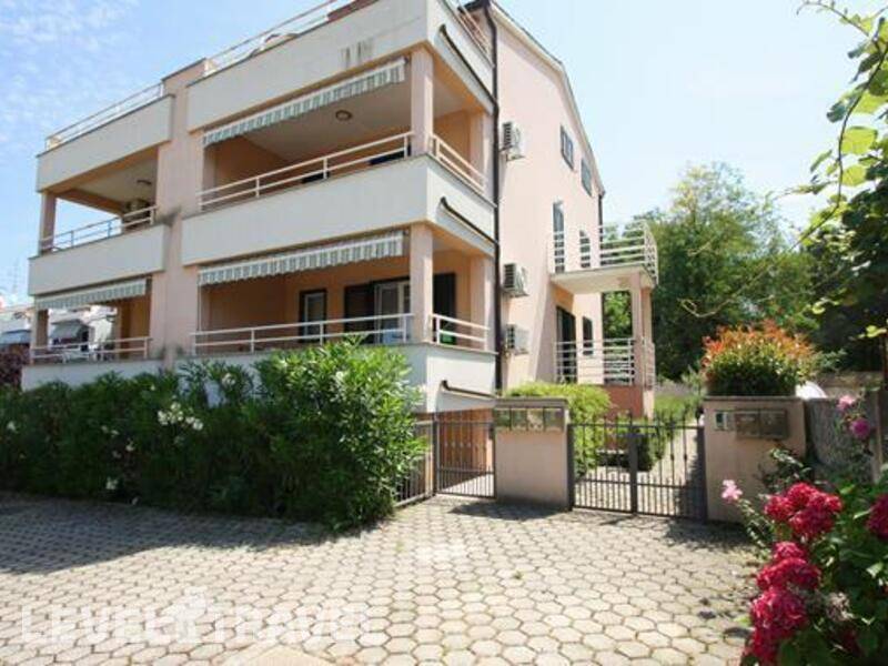 Фотография Denis Private Apartment