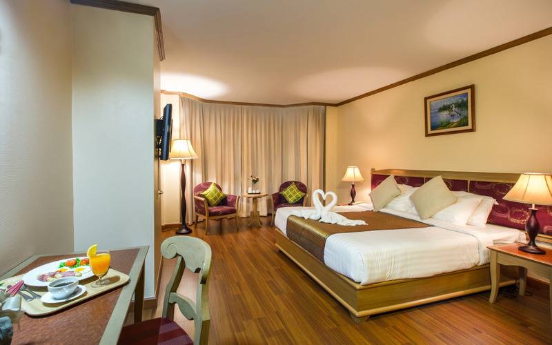 Siam Mandarina Hotel (Ex.Grand Inn Come Hotel)