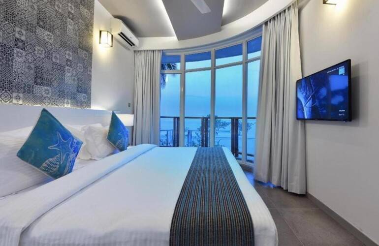 Velana Beach Maafushi