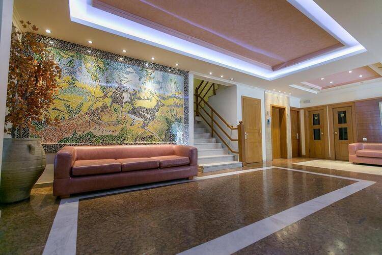 Tzaki Hotel