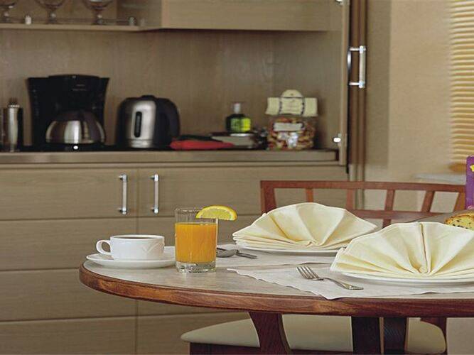 Holiday Suites