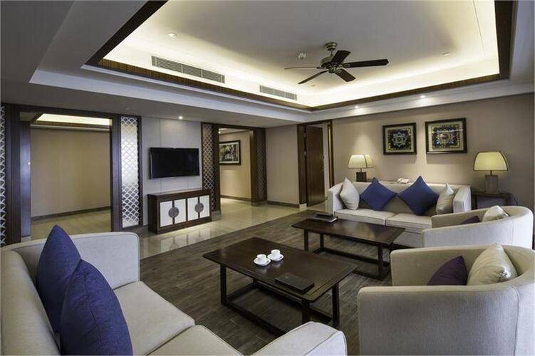 Sanya Jinghai Hotel &Resort (Ex.Jinghai International Holiday)