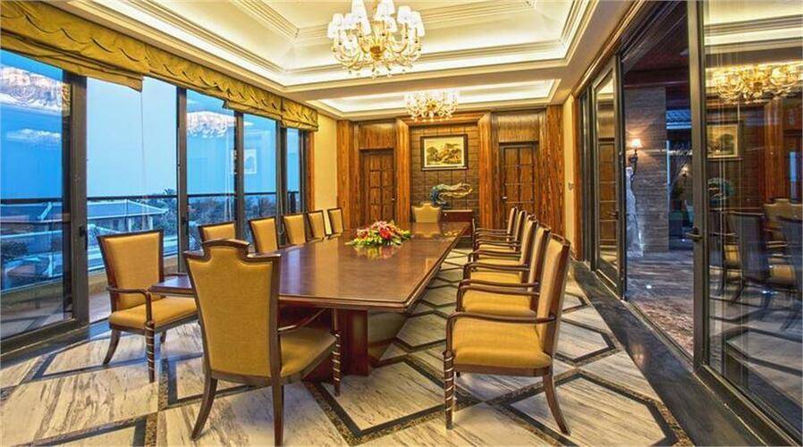 Sanya Jinghai Hotel &Resort (Ex.Jinghai International Holiday)