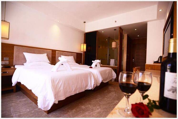 Yin Yun Sea View Holiday Hotel (Ex. Yinyun Seaview Resort)