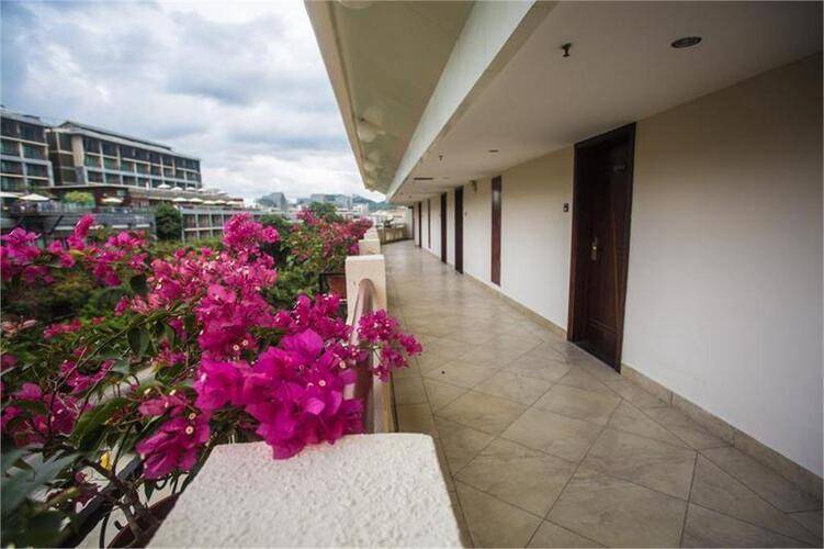Sanya Yuhuayuan Seaview Hotel