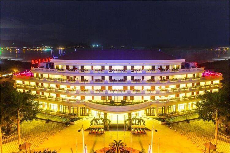 Sanya Yuhuayuan Seaview Hotel