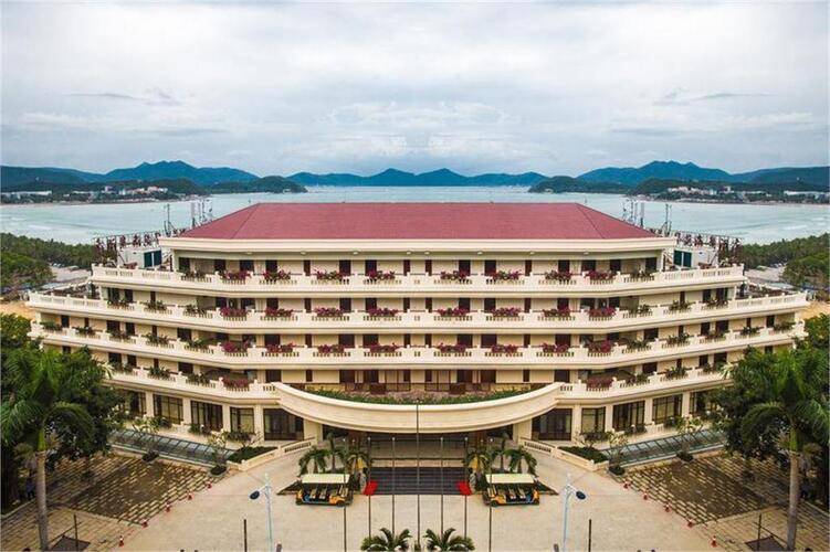 Sanya Yuhuayuan Seaview Hotel