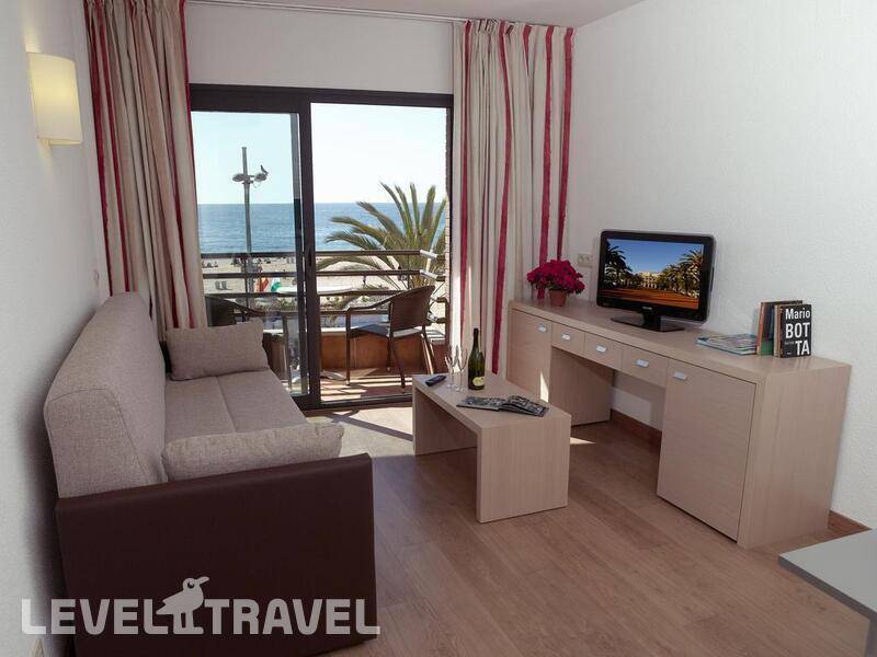 Фотография Apartamentos Almirall