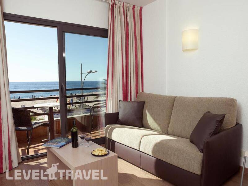 Фотография Apartamentos Almirall