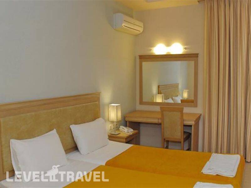 Фотография Glyfada Beach Hotel