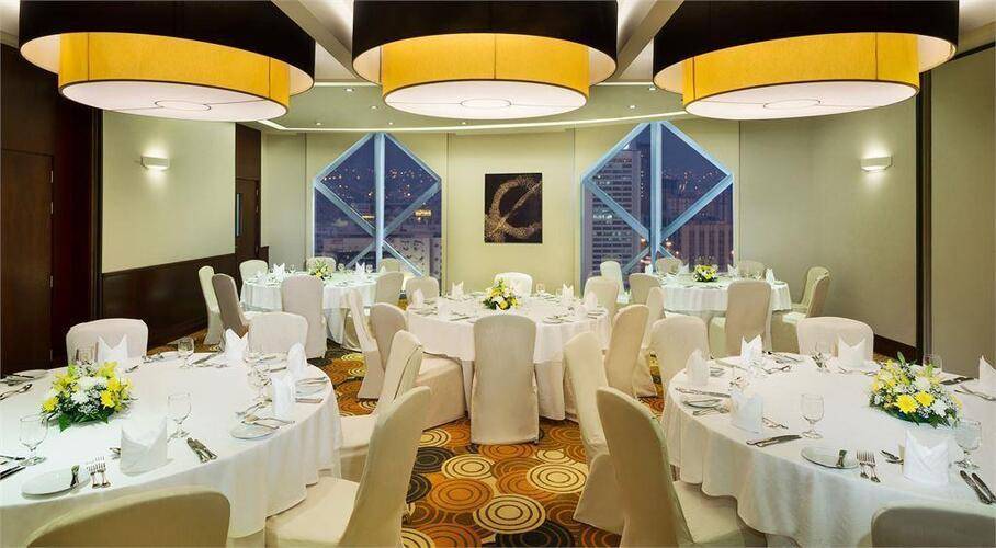 City Seasons Towers Hotel Dubai