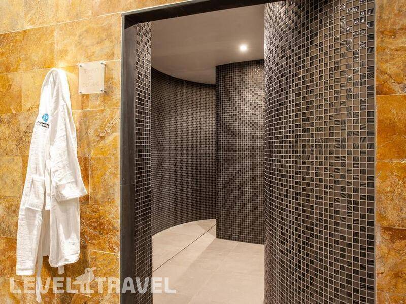 Фотография Grupotel Playa De Palma Suites & Spa