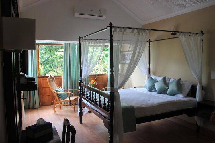 Aguada Anchorage - The Villa Resort