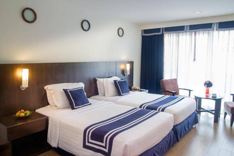 A One New Wing Hotel