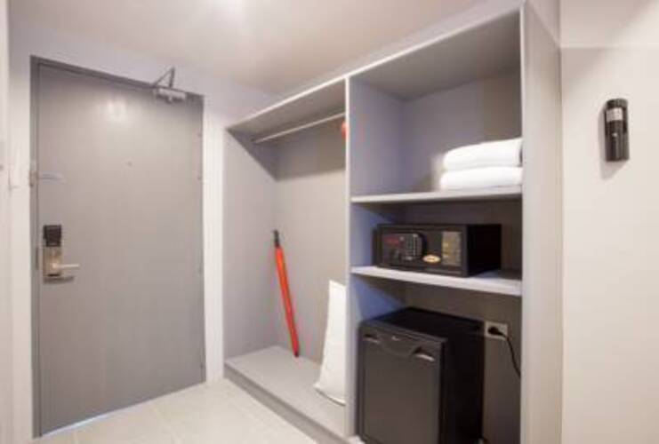 Recenta Express Phuket Town