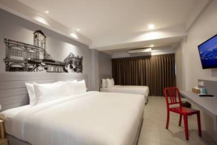 Recenta Express Phuket Town