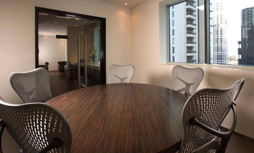 Pullman Dubai Jumeirah Lakes Towers