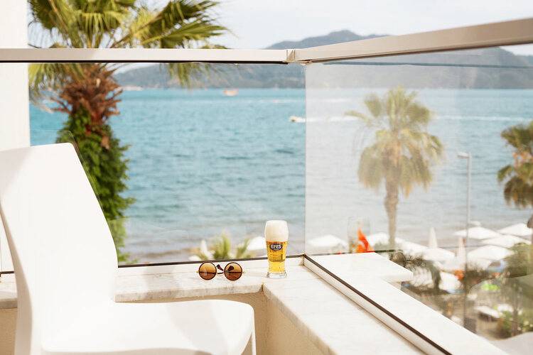 Sunprime Beachfront (Adults Only 16+)