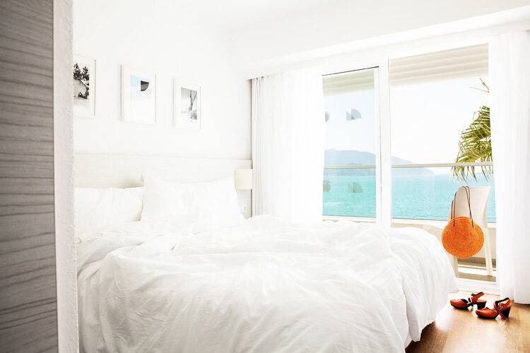 Sunprime Beachfront (Adults Only 16+)