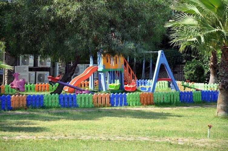 Armas Gul Beach Hotel