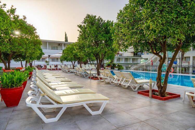 Armas Gul Beach Hotel