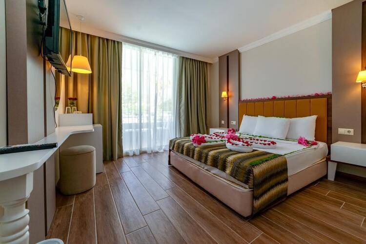 Armas Gul Beach Hotel