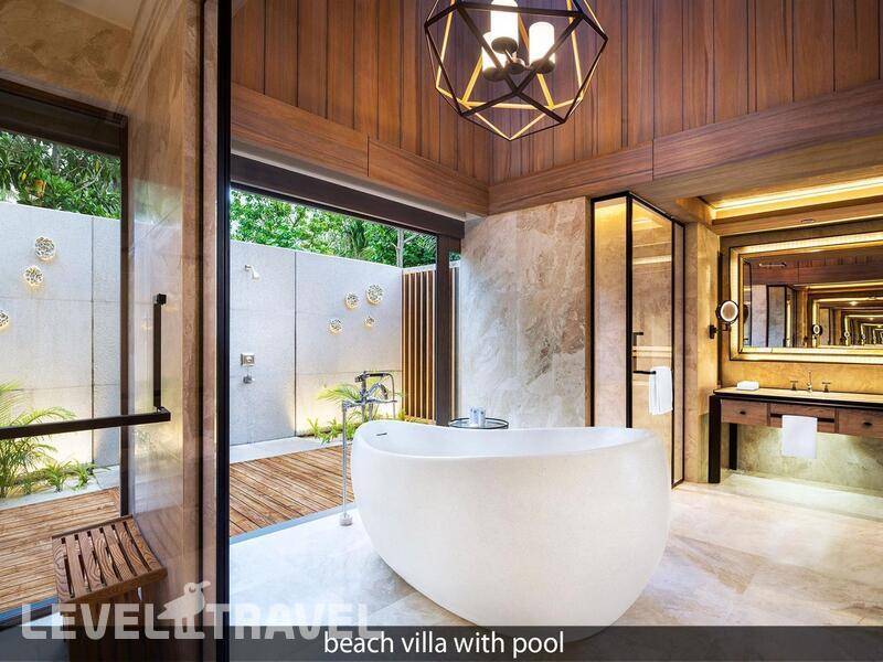 Фотография St. Regis Maldives Vommuli Resort