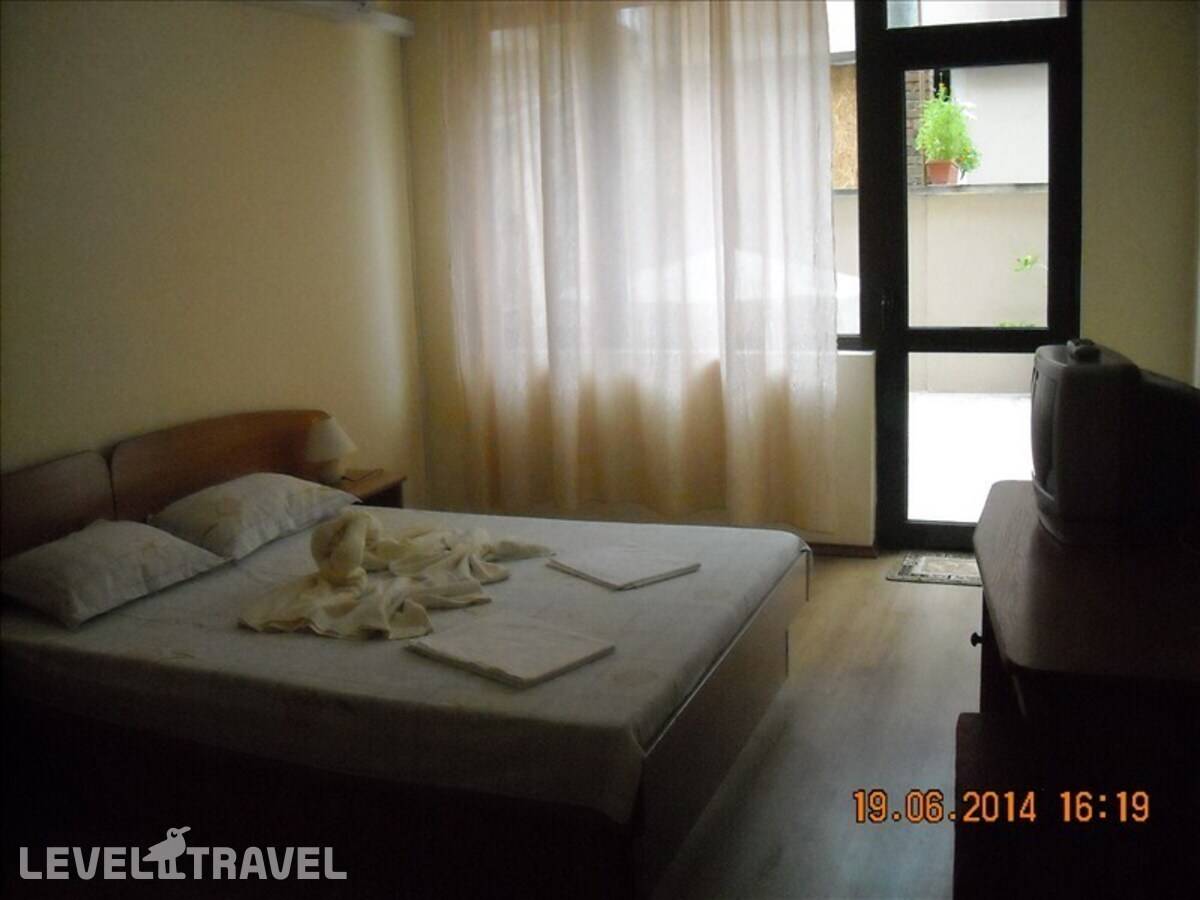 фотографии отеля Family Hotel Sisa в Болгария(Поморие) - фото №3