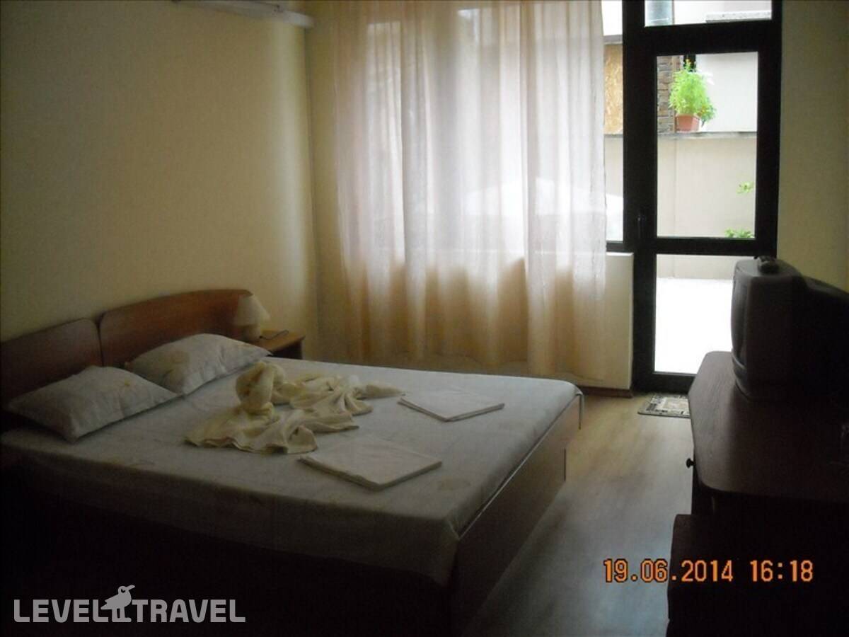 фотографии отеля Family Hotel Sisa в Болгария(Поморие) - фото №2