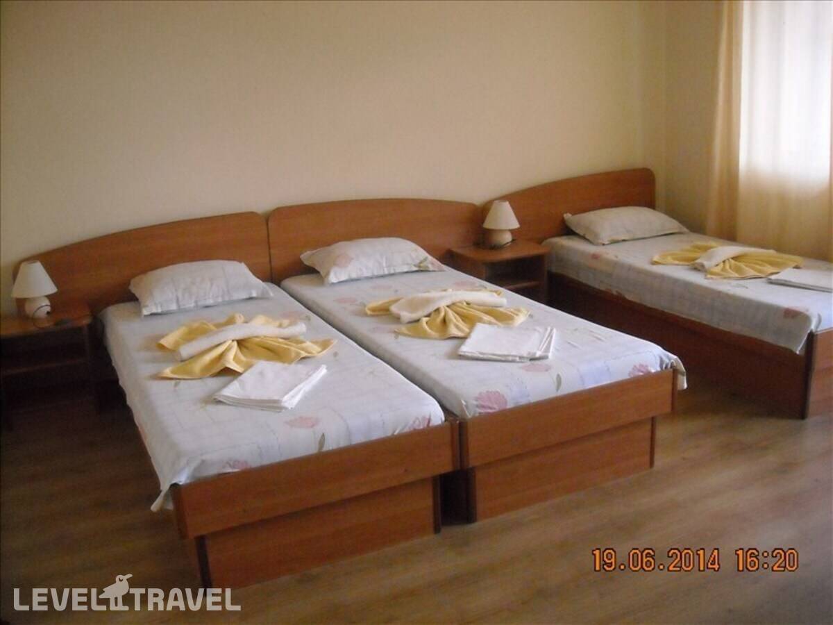 фотографии отеля Family Hotel Sisa в Болгария(Поморие) - фото №4