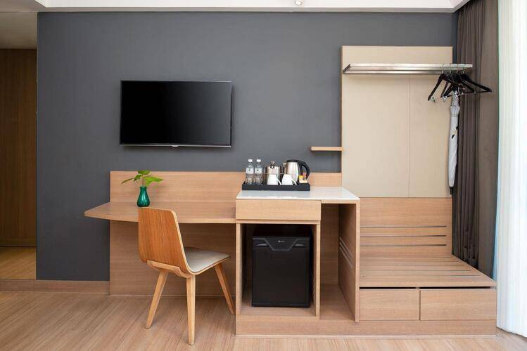 Andaman Beach Hotel Phuket – Handwritten Collection