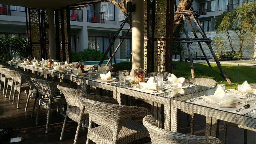 Proud Phuket Hotel