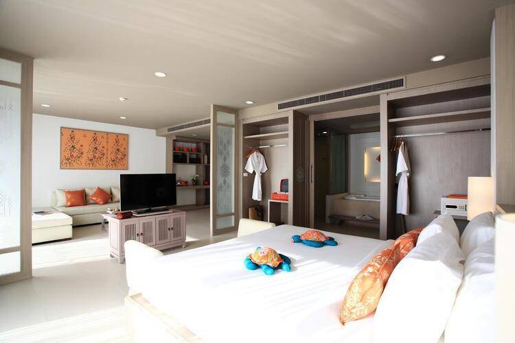 Proud Phuket Hotel