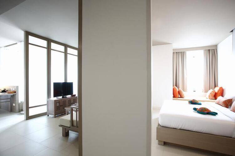 Proud Phuket Hotel