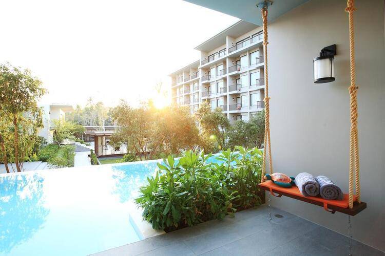 Proud Phuket Hotel