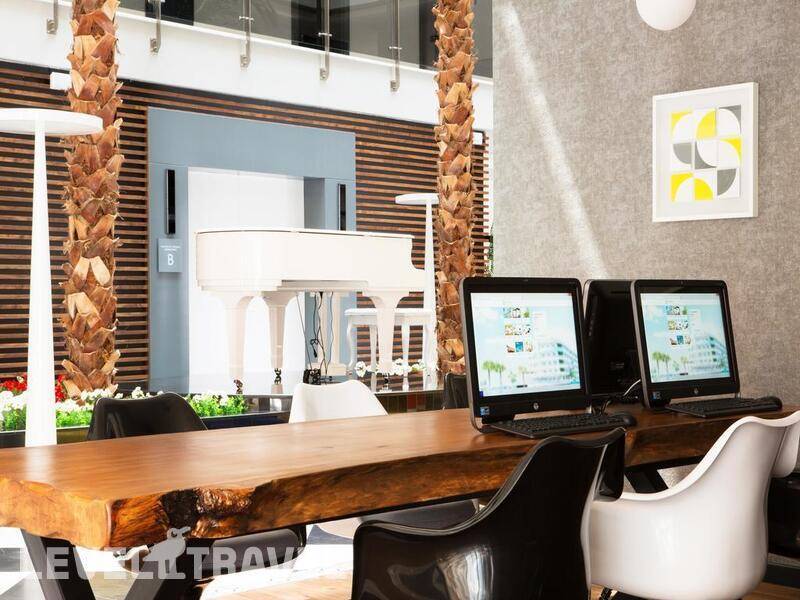 Фотография Sunprime C-Lounge (16 + Only)