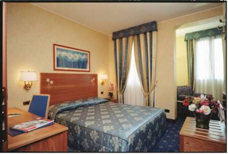Dieci Hotel