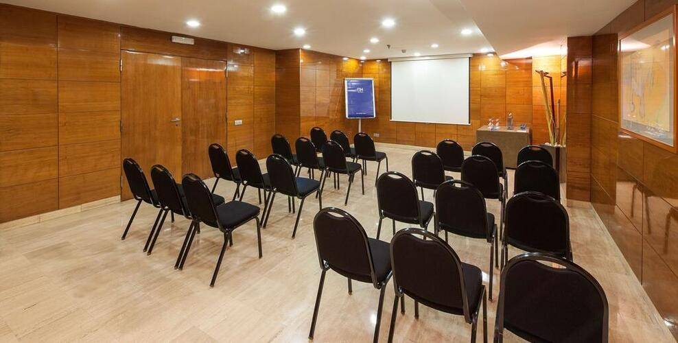 Nh Barcelona Eixample — фото 20