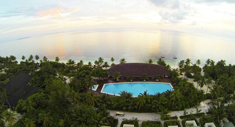 Canareef Resort Maldives (Ex. Herathera Island Resort)