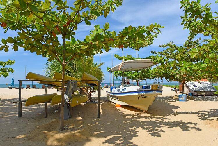 Marina Beach Passikudah