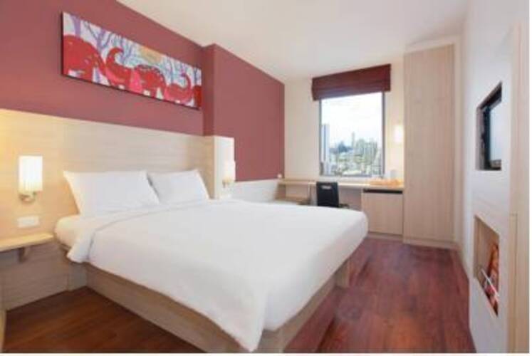 Ibis Bangkok Siam Hotel