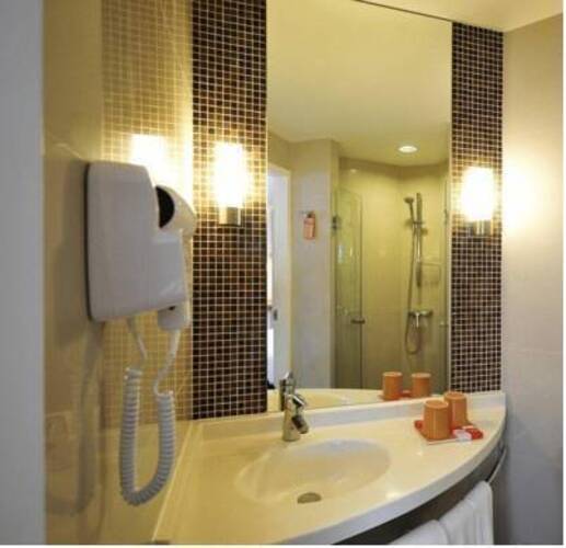 Ibis Bangkok Siam Hotel