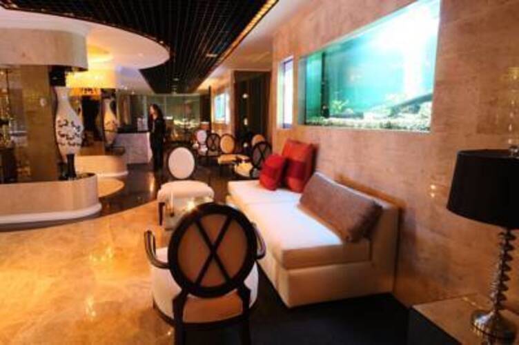 Miracle Grand Convention Hotel