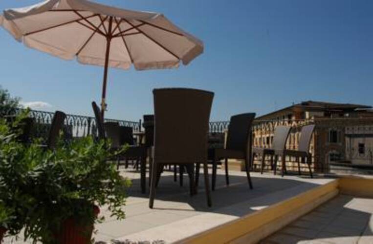 Latinum Hotel