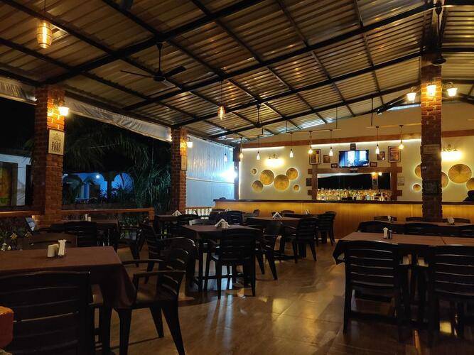 Morjim Sunset Guest House